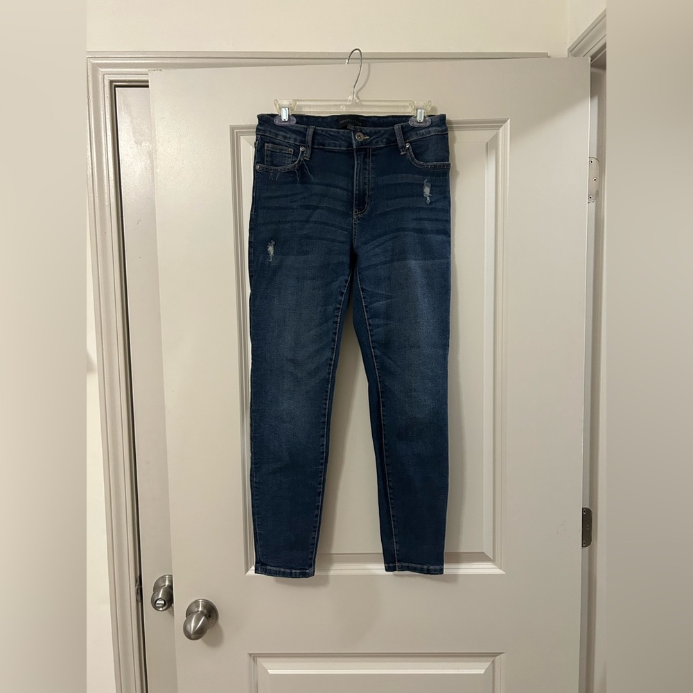 🛍️Kendall & Kylie Dark Denim Skinny Jeans